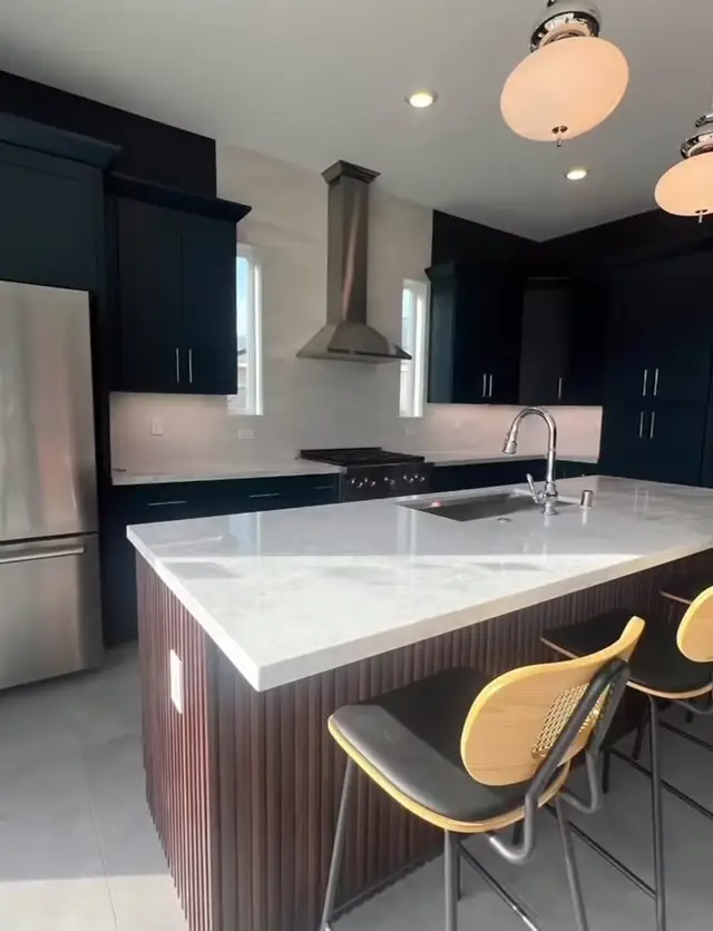Kitchen island with bar seating